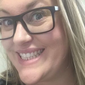 Meet your Posher, Stacy